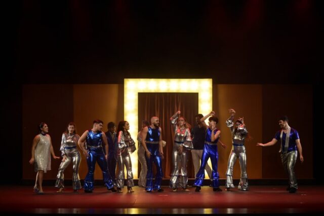 Musical " Ay, que me esplo"