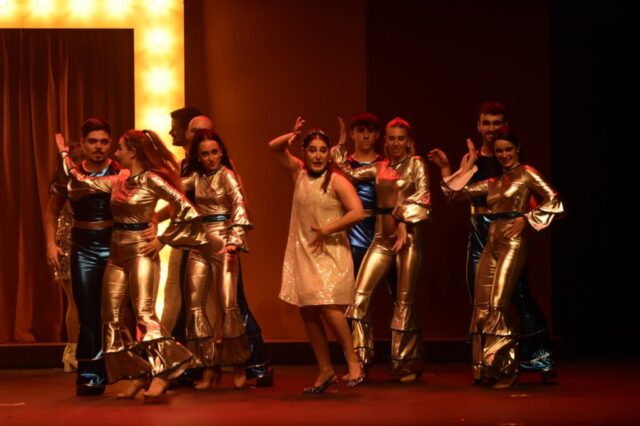 Musical " Ay, que me esplo"