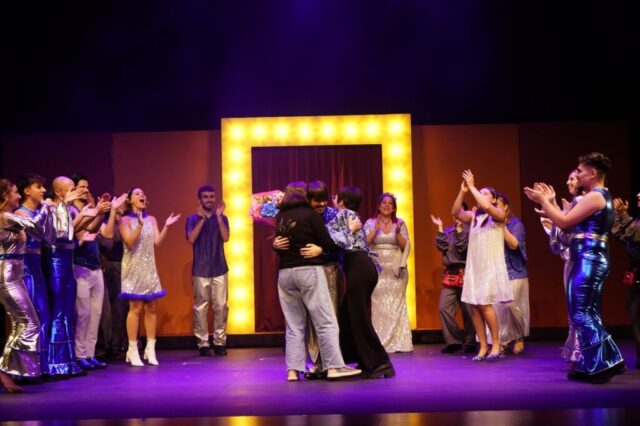 Musical " Ay, que me esplo"