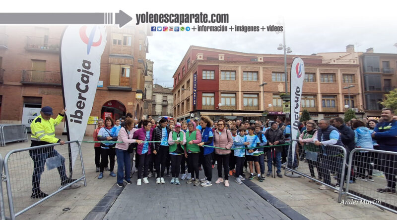 Más de 900 personas participaron en la marcha solidaria contra el cáncer de Alfaro