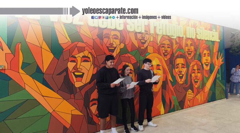 El IES Gonzalo de Berceo inaugura un mural colaborativo contra el acoso escolar