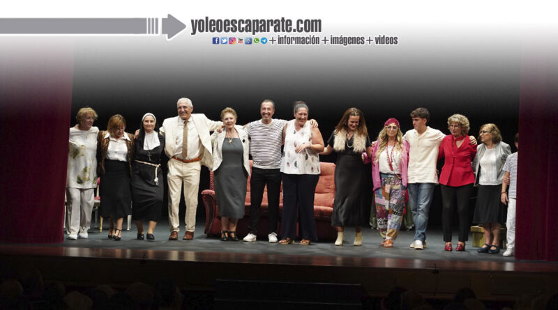 El Grupo Candilejas convirtió el Teatro Ideal en un divertido juego de misterio