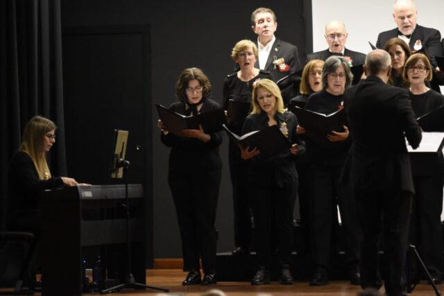 Presentación de la revista Kalakorikos, especial 30 aniversario