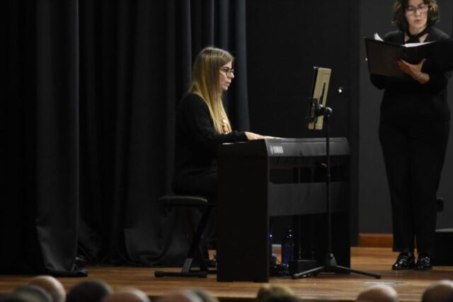 Presentación de la revista Kalakorikos, especial 30 aniversario