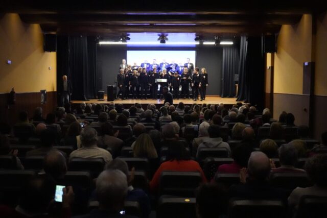 Presentación de la revista Kalakorikos, especial 30 aniversario