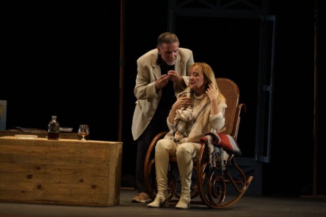 XI Muestra de teatro aficionado de Calahorra. "5 segundos y 120 kilos"