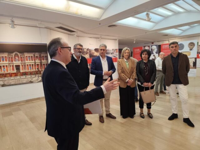 Exposición Theatrum mundi