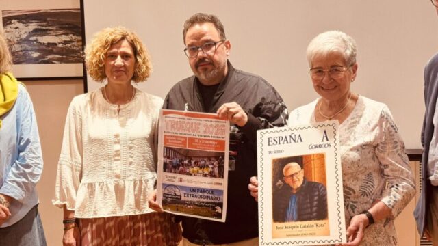 Charla el periodismo de hoy