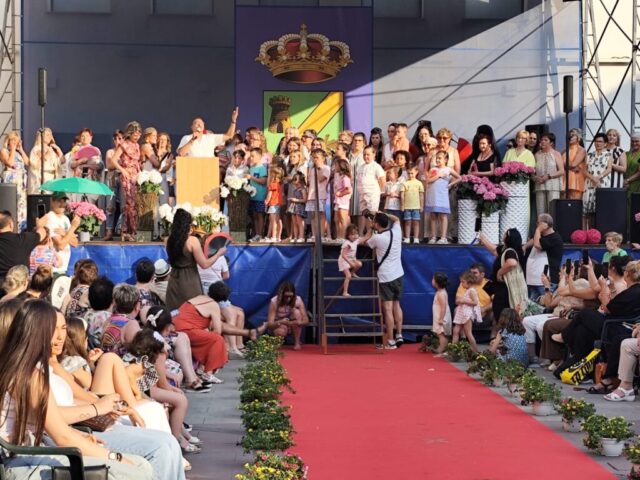 gran desfile de moda en Rincón de Soto