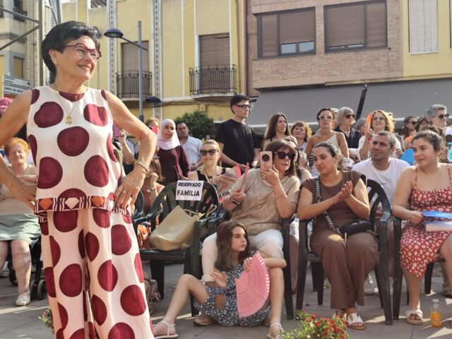 gran desfile de moda en Rincón de Soto