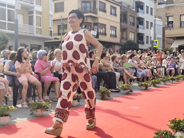 gran desfile de moda en Rincón de Soto