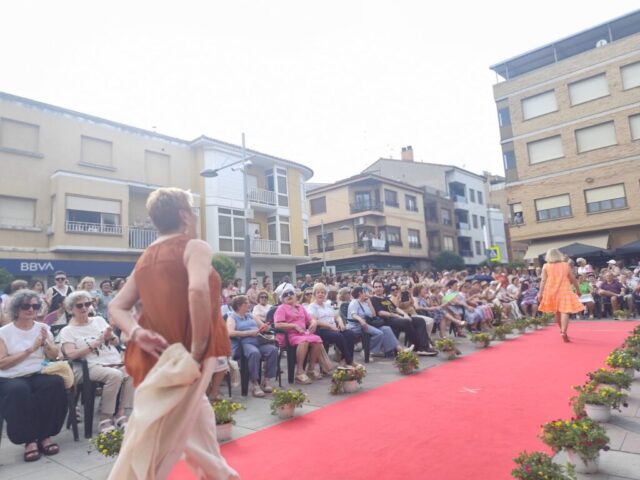 gran desfile de moda en Rincón de Soto