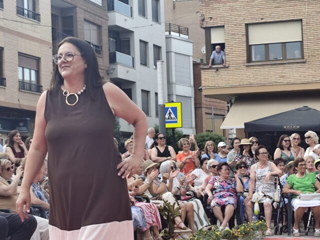 gran desfile de moda en Rincón de Soto