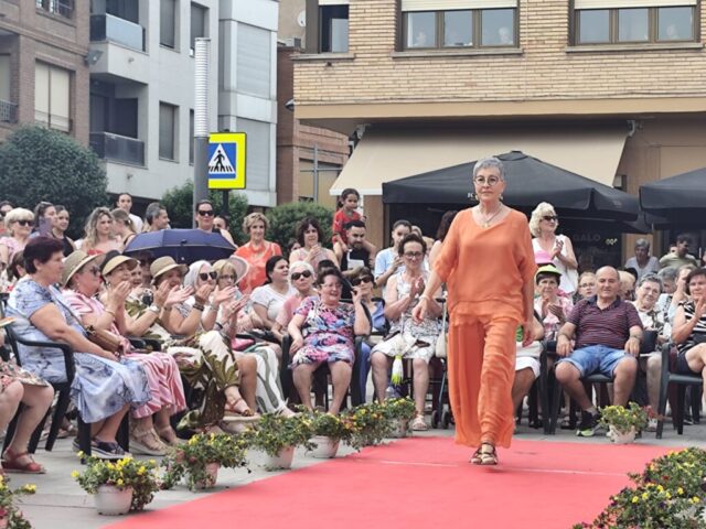 gran desfile de moda en Rincón de Soto