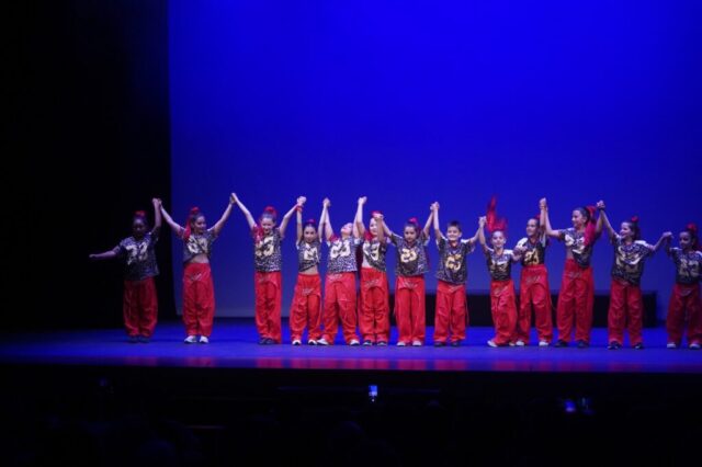 X Gala solidaria de baile