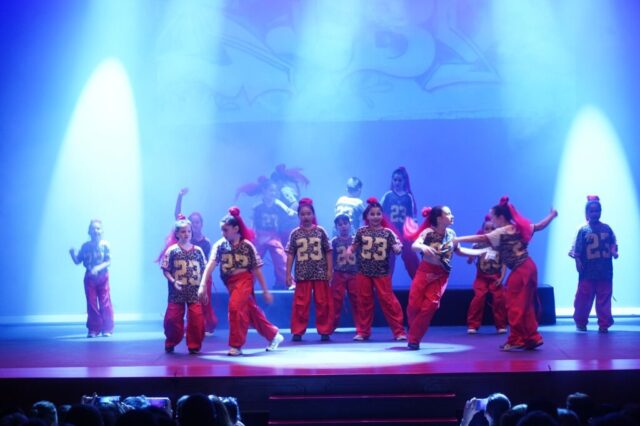 X Gala solidaria de baile